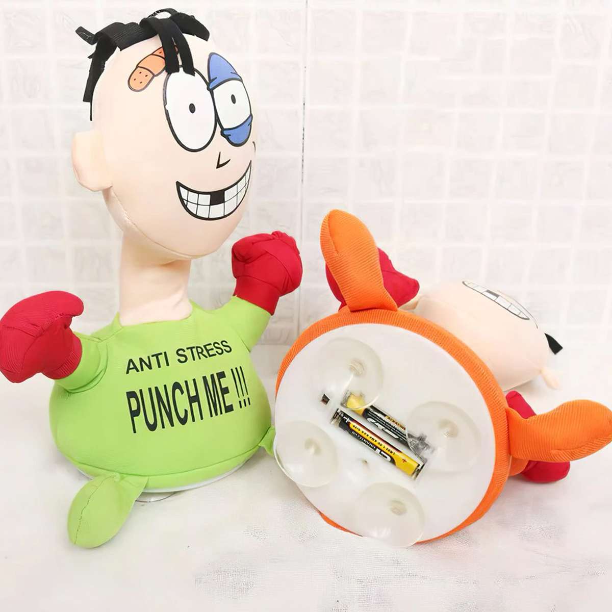 Poupée Punch Me Anti-Stress Électrique - Peluche Rebondissante, Batteries AA, Bleue